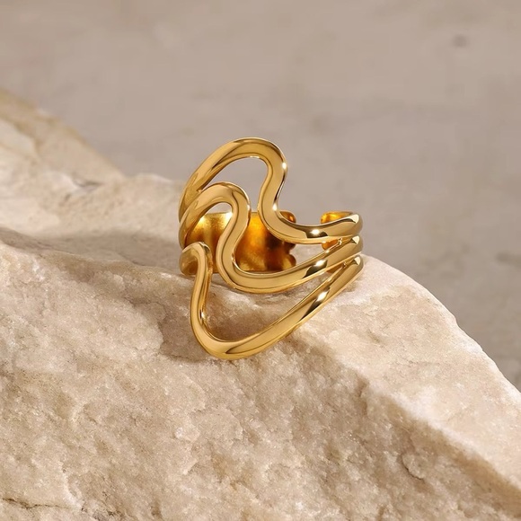 18K Gold Plated Adjustable Ring - Picture 7 of 9